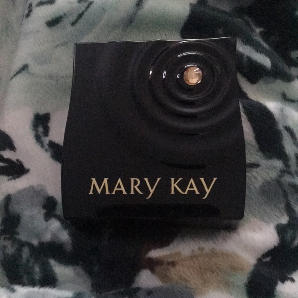 MK Designer Compact - Picture 2 of 3